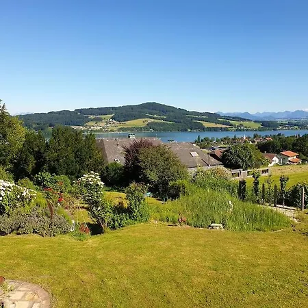 Apartment Im Salzburger Seenland Seeham Exterior photo